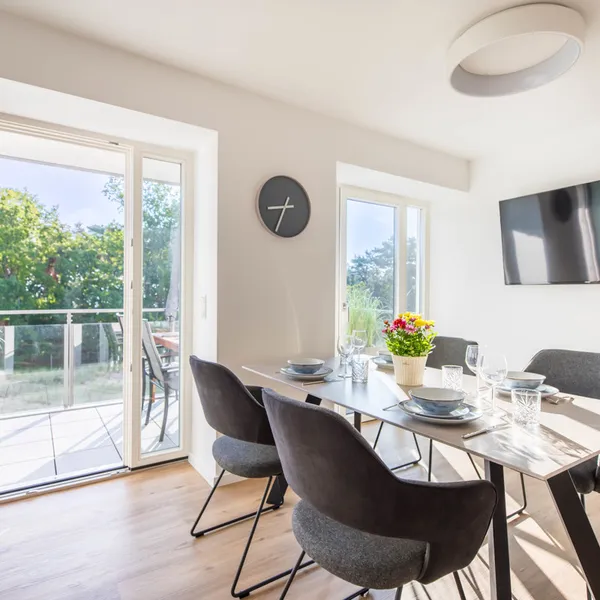 Essbereich mit Balkon